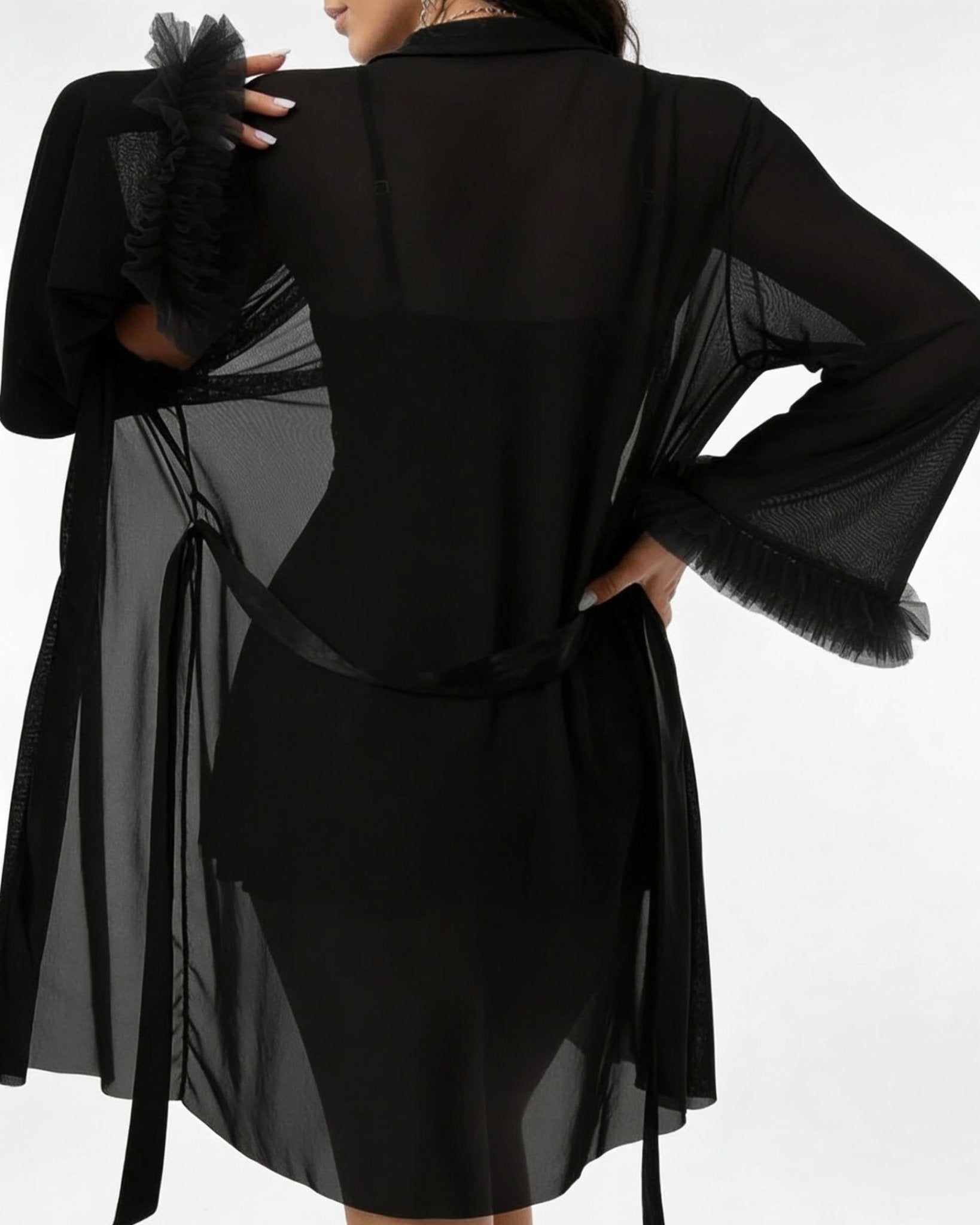 Black Lace Chemise and Robe Set - MARELIA