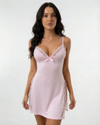 Chemise en dentelle avec fentes latérales hautes